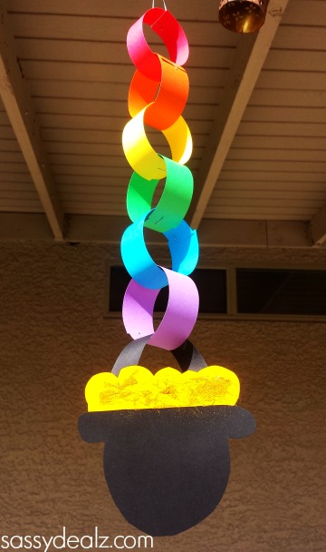 Rainbow Chain Craft For St. Patrick's Day