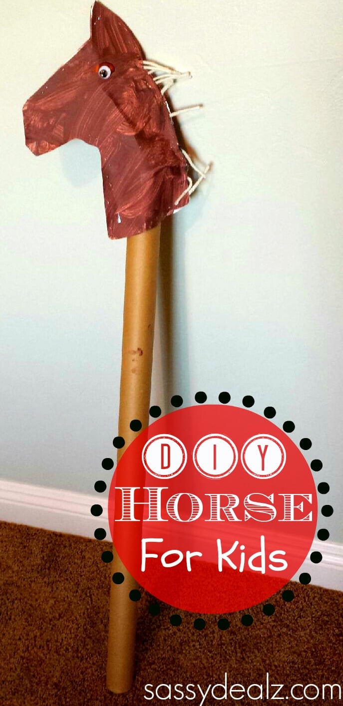 Kid’s Horse Craft Made from a Wrapping Paper Tube