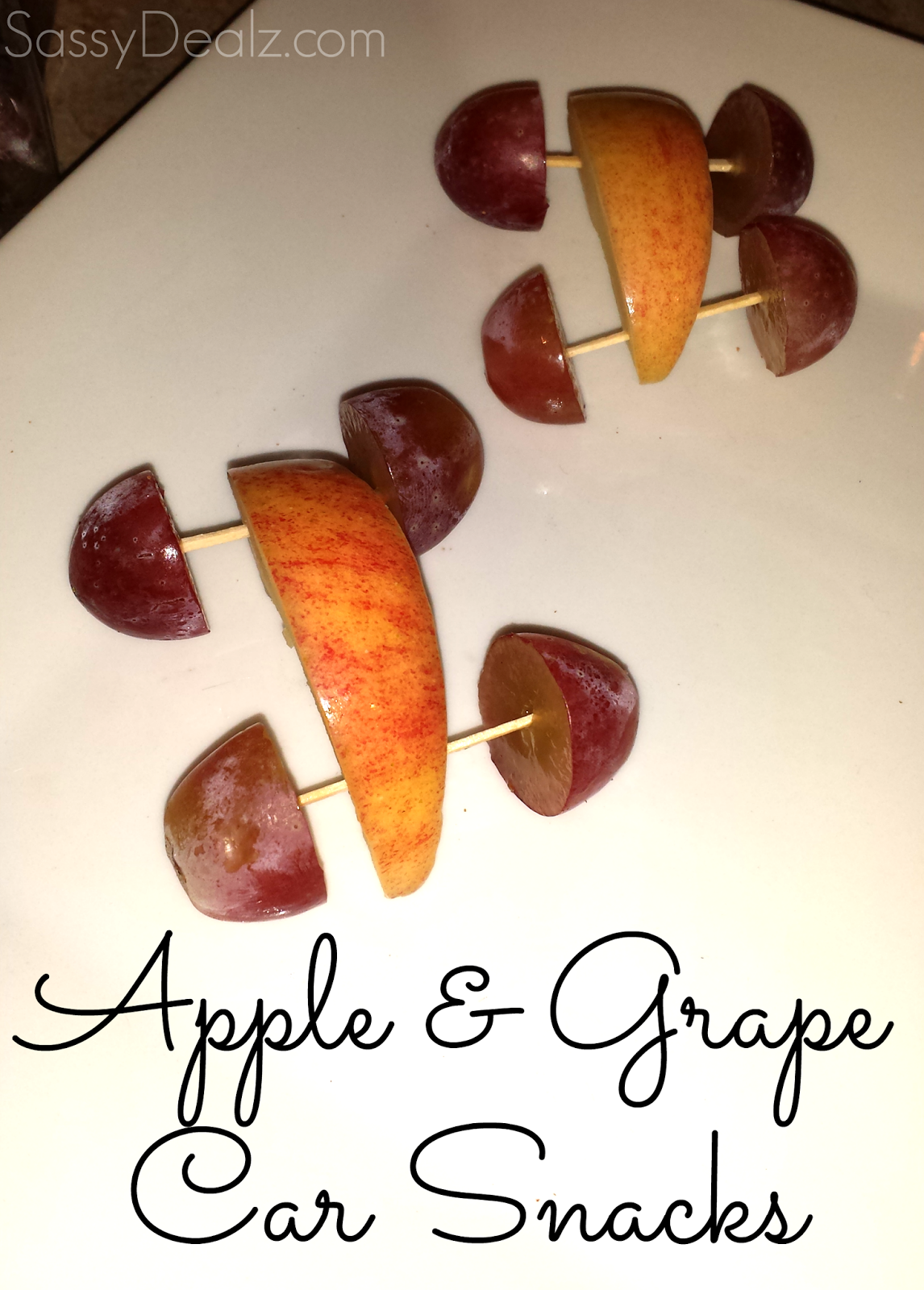 Cute Snack For Kids – Apple & Grape Cars
