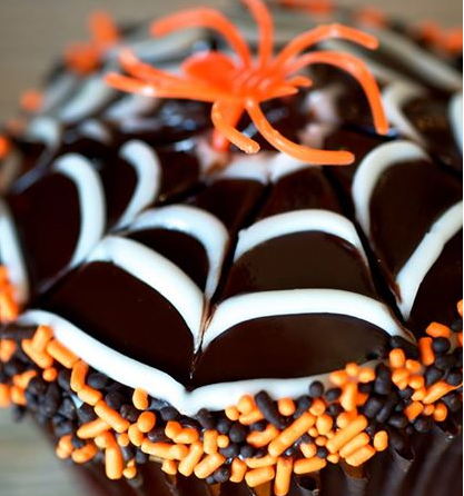 Creative Spiderweb Cupcakes Design