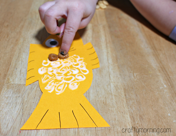 cheerios fish craft cheerios-fish-craft
