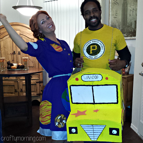 magic-school-bus-couples-halloween-costume