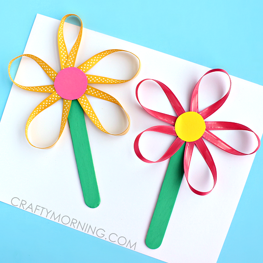 Make Flowers on a Stick Using Ribbon