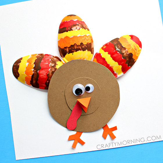 Plastic Spoon Turkey Craft for Kids
