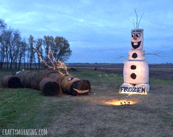 Frozen Olaf and Sven Hay Bale Display