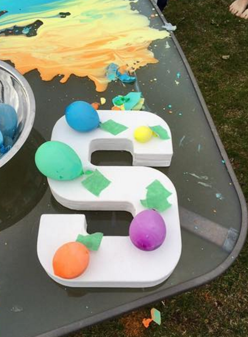 painting-letter-party-kids