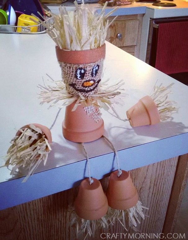 terra-cotta-pot-scarecrow-decoration-1