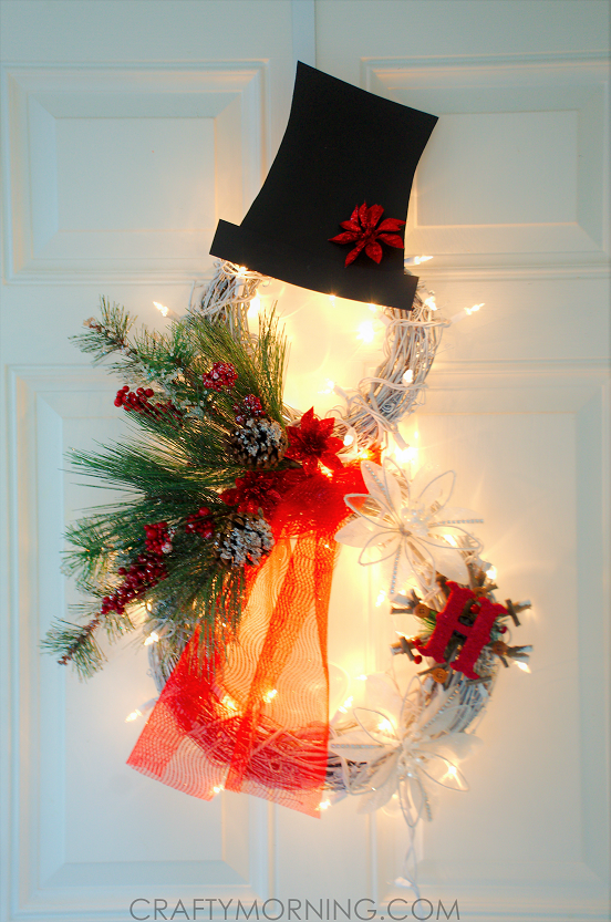 lighted-snowman-grapevine-wreath
