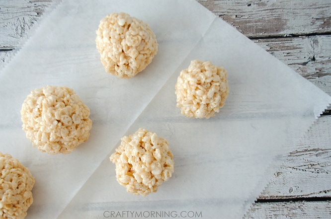 snowman-rice-krispie-treats-for-winter