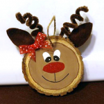 Wood Slice Reindeer Ornaments