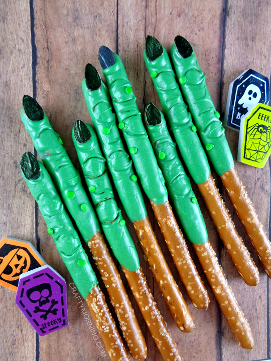 Pretzel Witch Wart Fingers