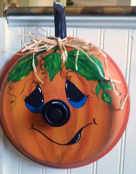 Pot Lid Pumpkin Craft