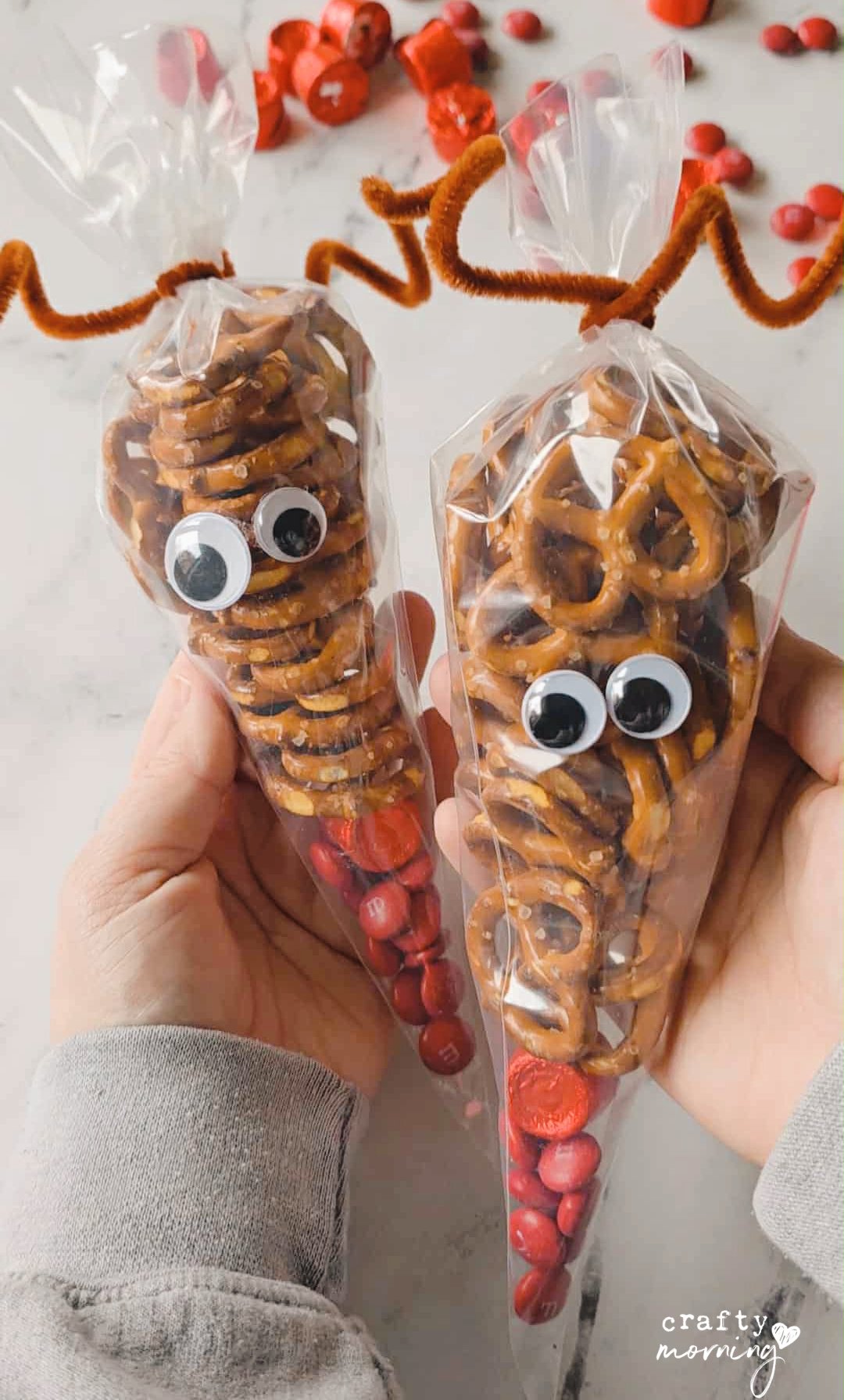 Piping Bag Pretzel Reindeer Gift